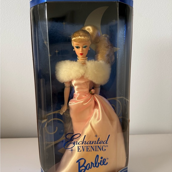 Barbie Enchanted Evening - Picture 1 of 6